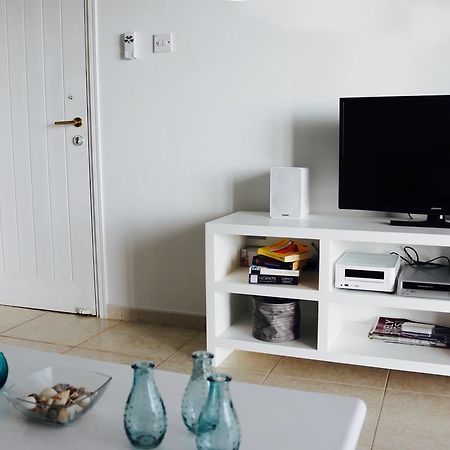 Ikaria Village Sea View Apartment Paphos Esterno foto