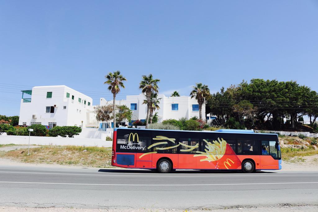 Ikaria Village Sea View Apartment Paphos Esterno foto