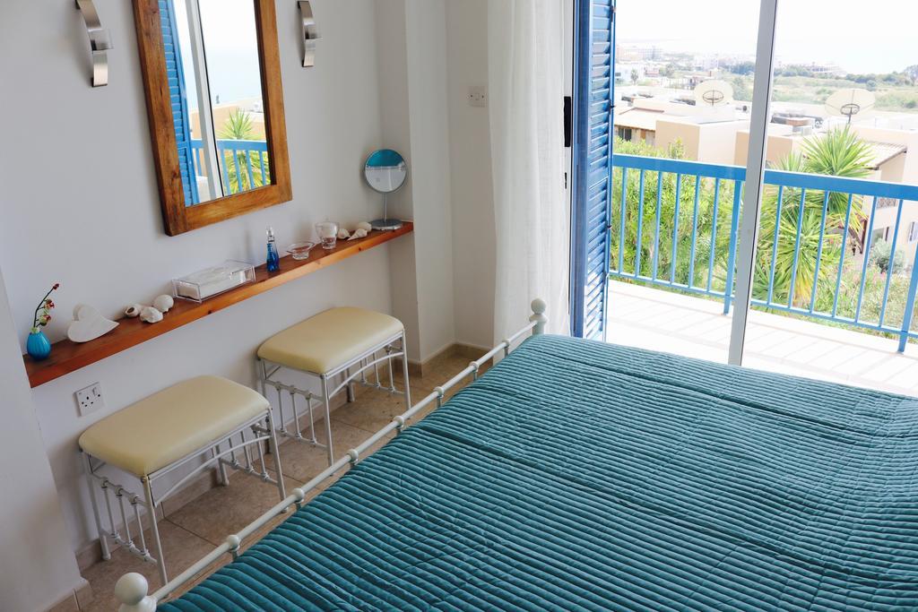 Ikaria Village Sea View Apartment Paphos Esterno foto